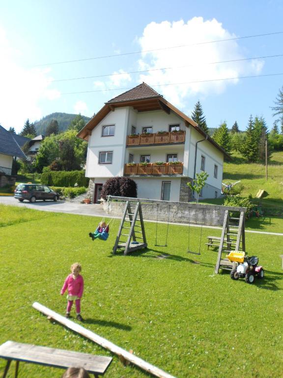 Haus Moni Apartment Mauterndorf  Bagian luar foto